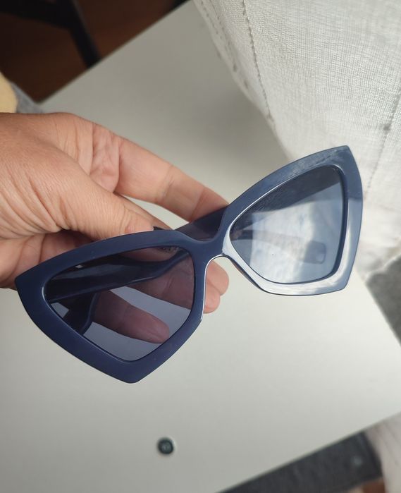 Óculos de sol retro