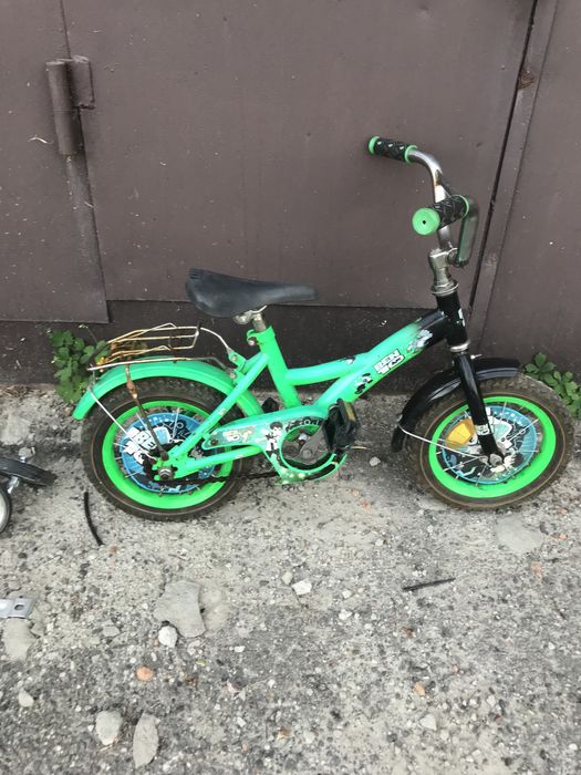 Велосипед дитячий - на 3-5 років