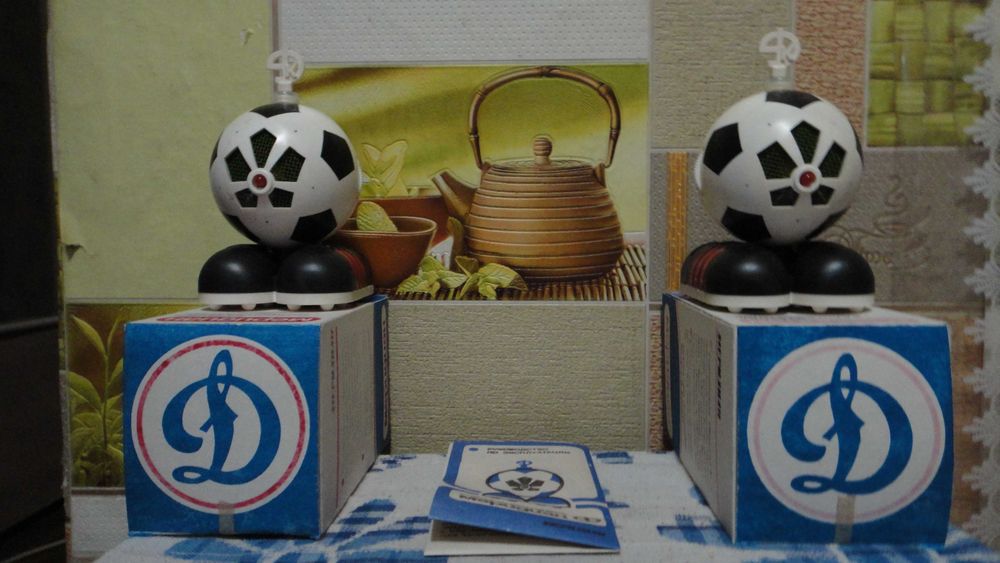 Радіоприймач Меридіан-Ф колекційний сувенір ФК Динамо.