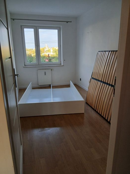 Łóżko simple vox meble 140x200 z materacem lateksowym