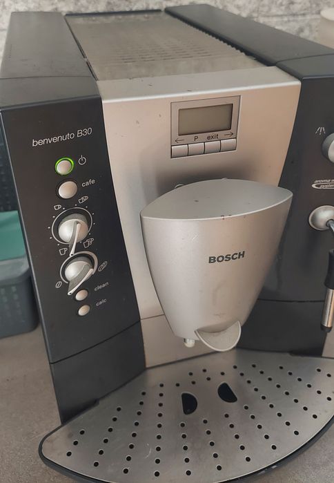Кавова машина Bosch benvenuto B30