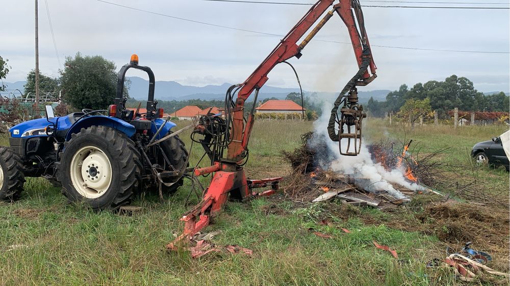 Vendo grua florestal