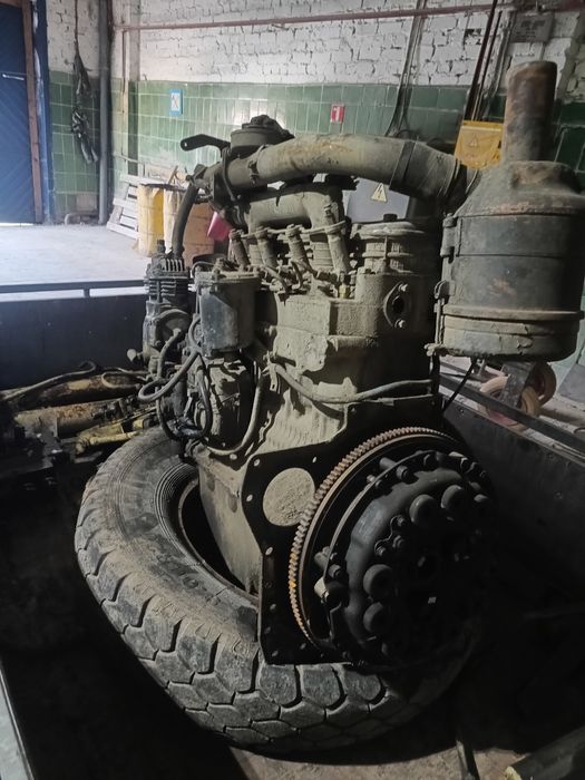 Двигун МТЗ 82 з екскаватора