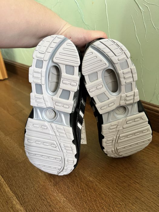 Чоловічі кросівки Adidas