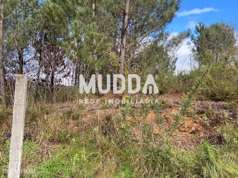 Terreno de 759 m2 para Construção