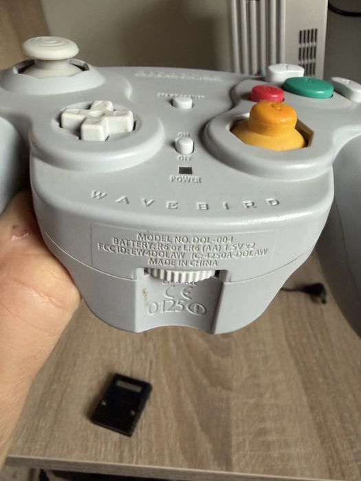 Nintendo Gamecube + pad wavebird + karta pamieci