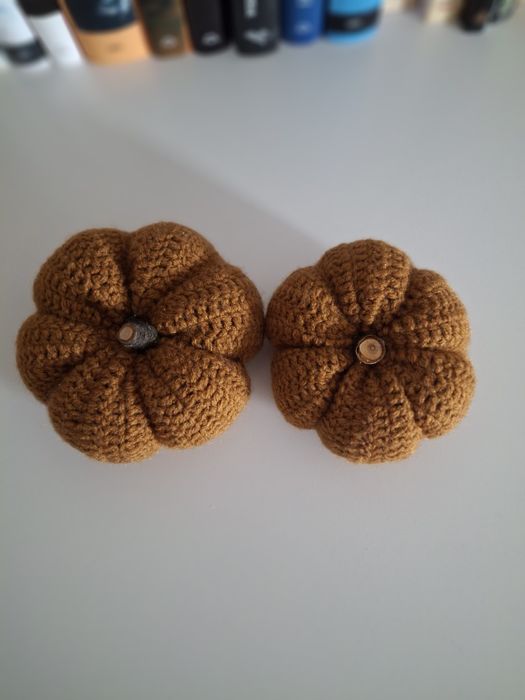 Dynia dekoracyjne szydełkowe