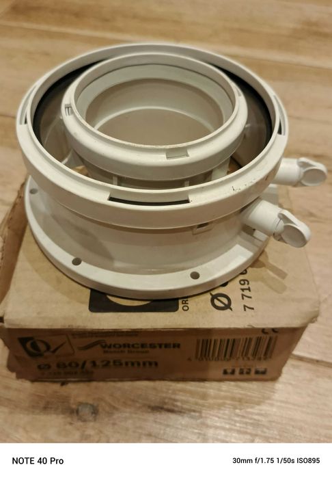 Pionowy i poziomy wylot spalin 60/100 i 80/125 - piece kondensacyjne