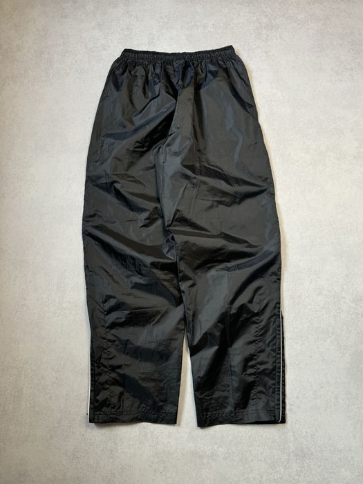 Вінтажні нейлонові штани Umbro чоловічі чорні оригінал