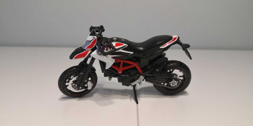 Motory Shell Ducati
