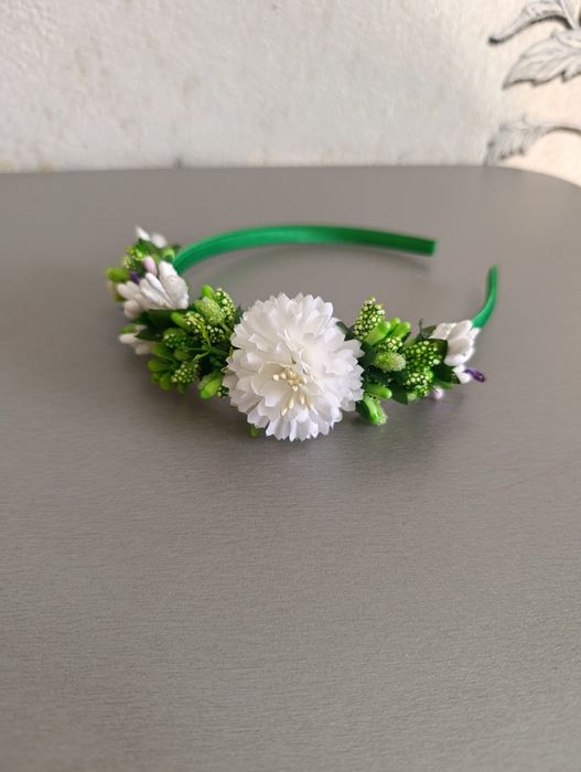 Віночок на свято весни