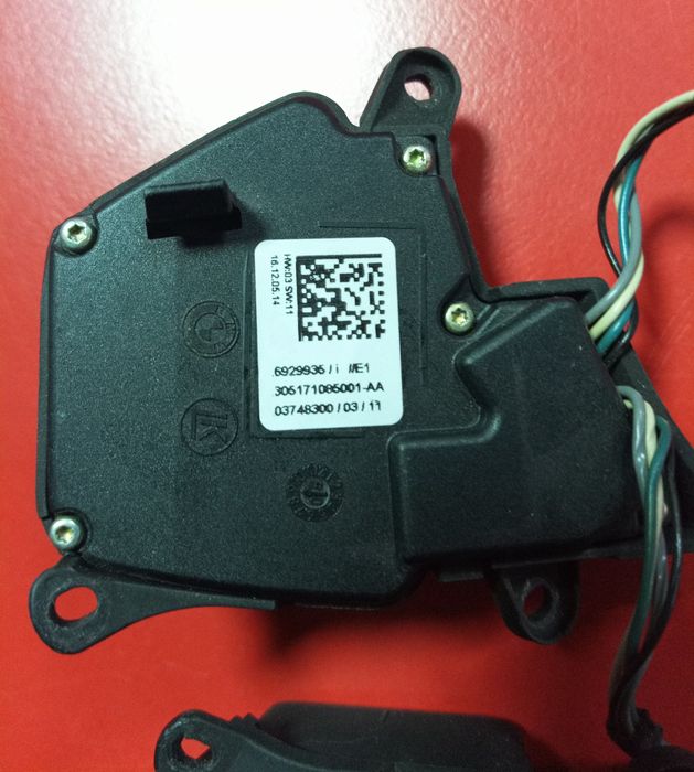 Кнопки руля  BMW  X3 e83,  X5 e53