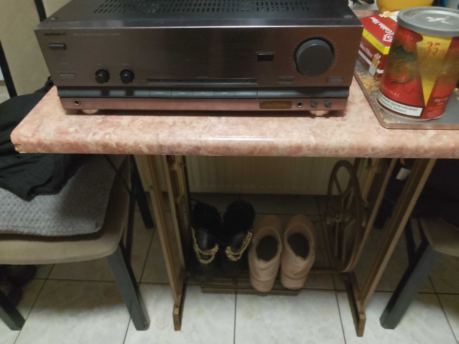 Wzmacniacz zintegrowany Soundwave A-1200. Stan dobry sprawny.