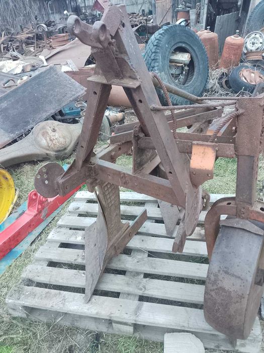 Плуг трактора т40 МТЗ ЮМЗ 2х корпусний