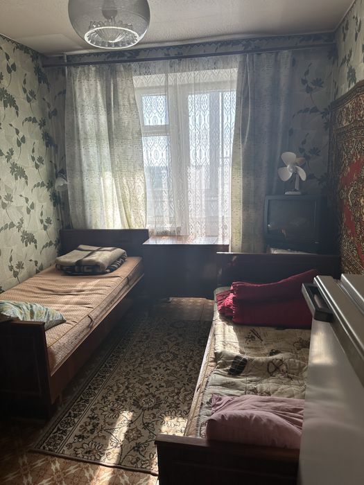 2 кімнатна квартира  6 поверх центр міста