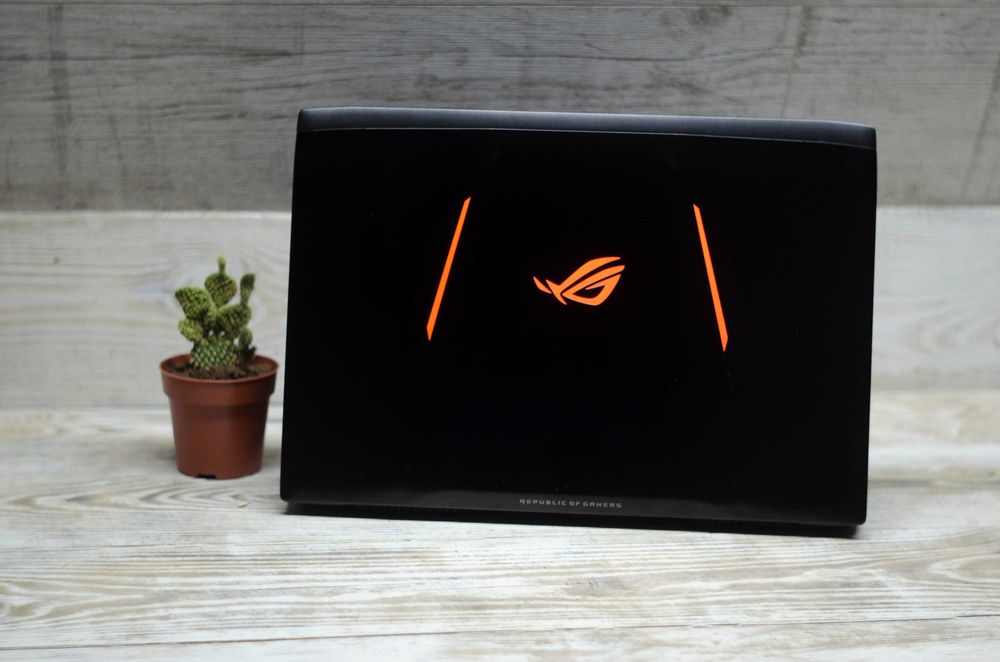 Ігровий ноутбук ASUS ROG Strix GL502VT / i7-6700HQ 3.5GHz / GTX 970M 3Gb / 8Gb / SSD + HDD / 15.6"
