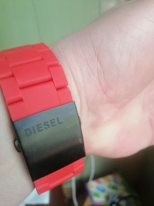 Наручні годиннки "  Diesel"