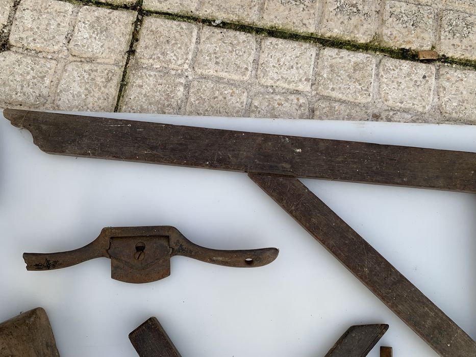 Ferramentas carpinteiro antigas