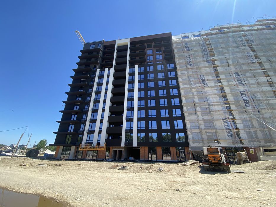 Терміновий продаж 2к. квартири. Manhattan Up Озеро Набережна Центр.