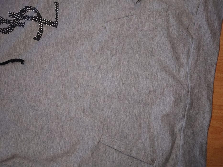Bluza szara kangurek