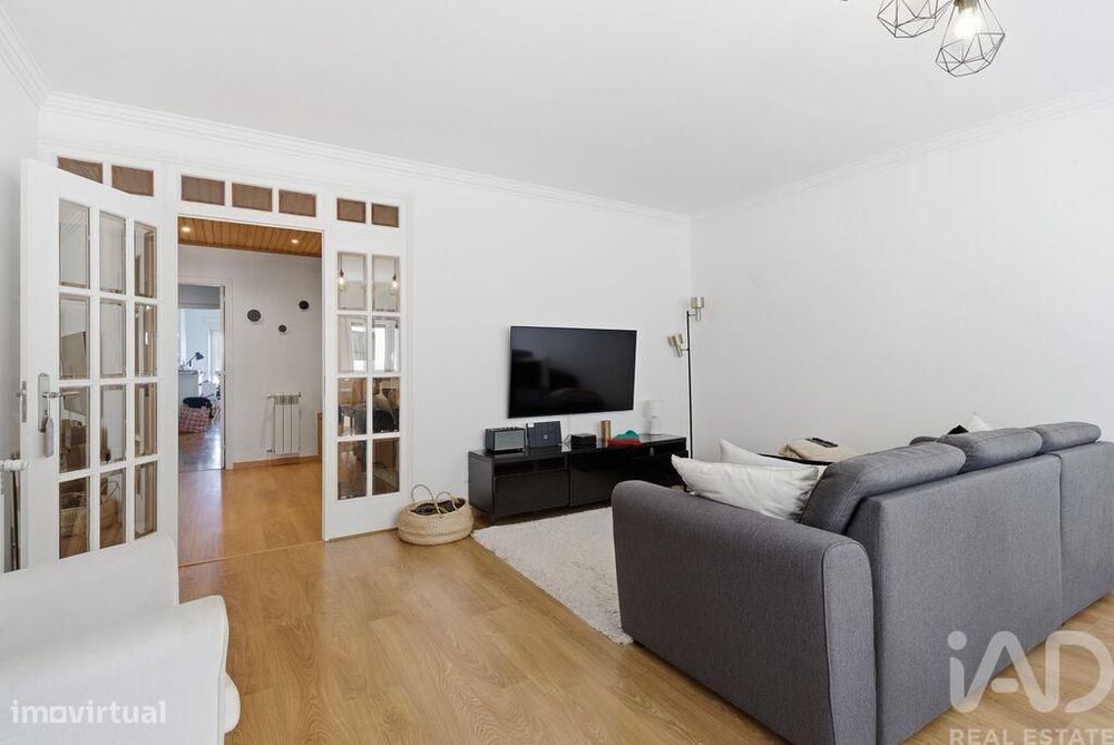Apartamento T2 em Queluz e Belas de 107 m2
