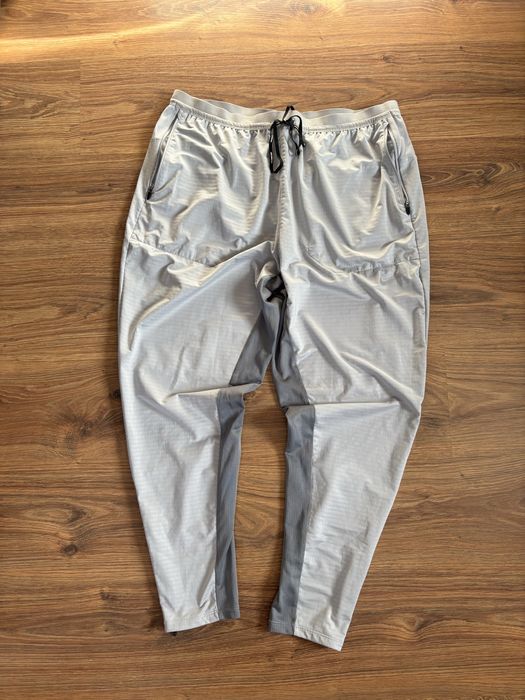 Spodnie dresowe Nike, XL, meskie, jak nowe