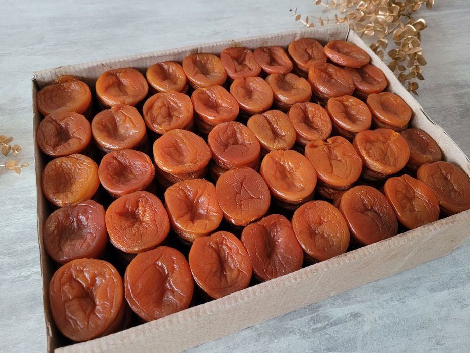 Курага узбецька. Сухофрукти. калібрована, найвищої якості. Шоколадна