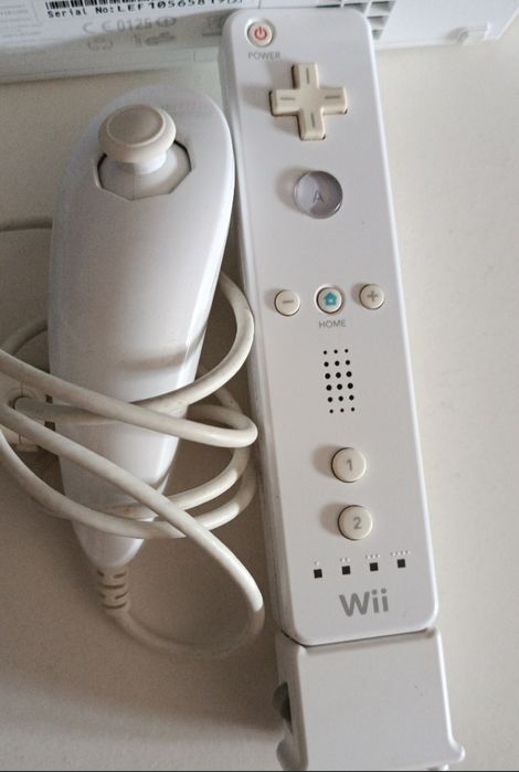 Nintendo Wii Branca Impecável Desbloqueada + MotionPlus + SD 32GB (Jogos)