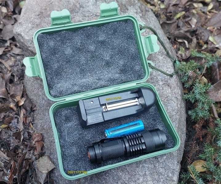 Ліхтар ручний водозахищений Rablex RB-900 TG LED з магнітною підошвою