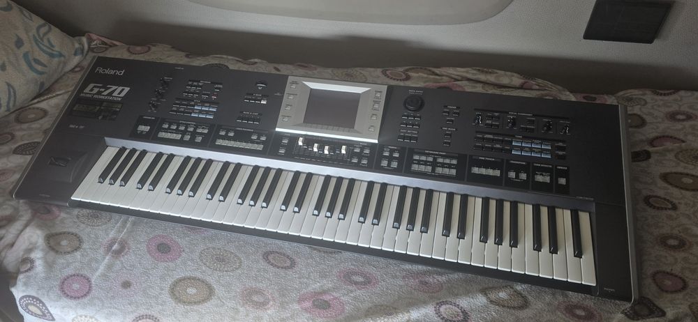 Teclado roland g70 v2