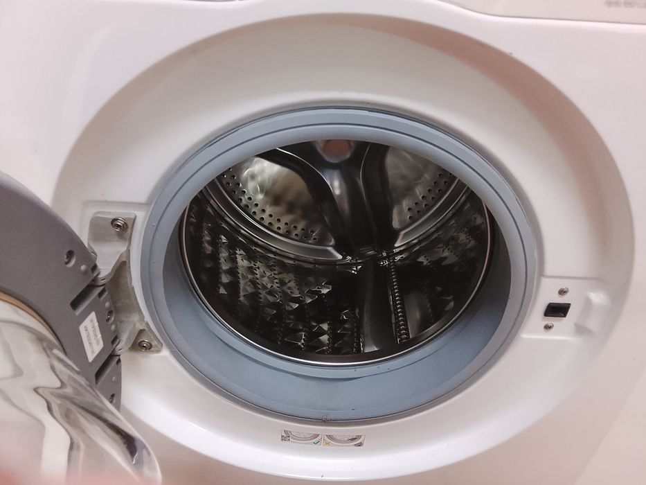 Máquina Lavar Roupa SAMSUNG 7kg (Muito Bom Estado)