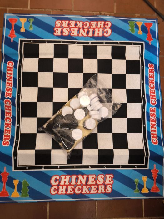 Jogo Xadrez Gigante 2 em 1. 
Jogo de tabuleiro gigante para pais e fil