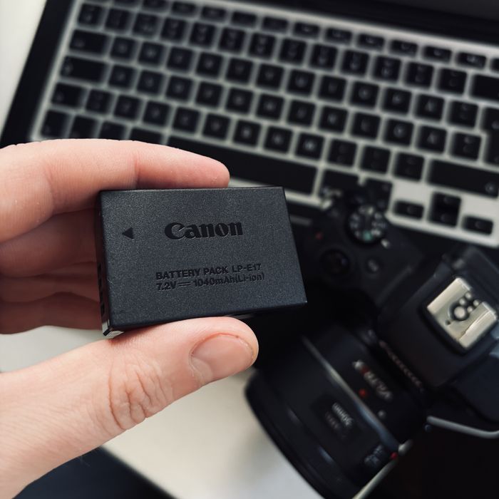 Батарея зарядка canon lpe17 для камер canon