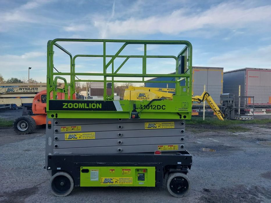 Zoomlion ZS1012DC  Podnośnik ,zwyżka 12 metrów , Gwarancja 1 m-c , nożycówka Okazja
