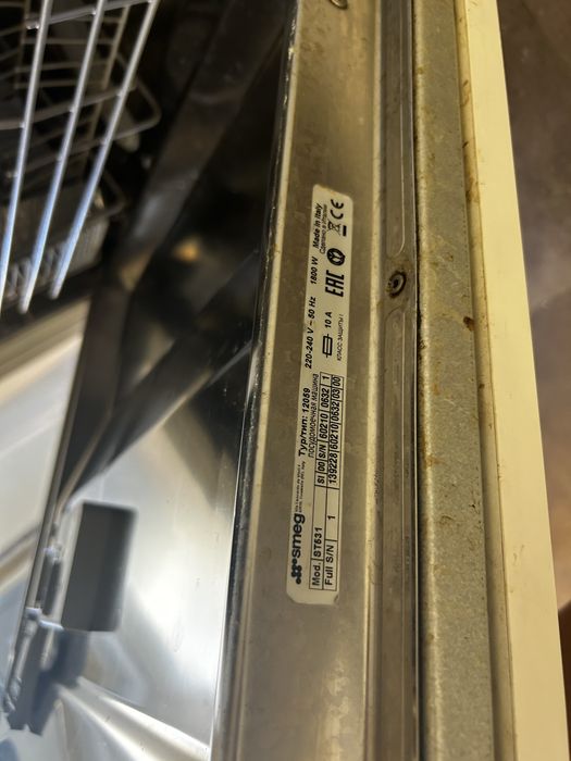 Maquina lavar loica smeg de encastrar ST531
