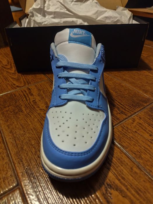 Nike Dunk Low Azuis - Tamanho 41 (Como Novas)