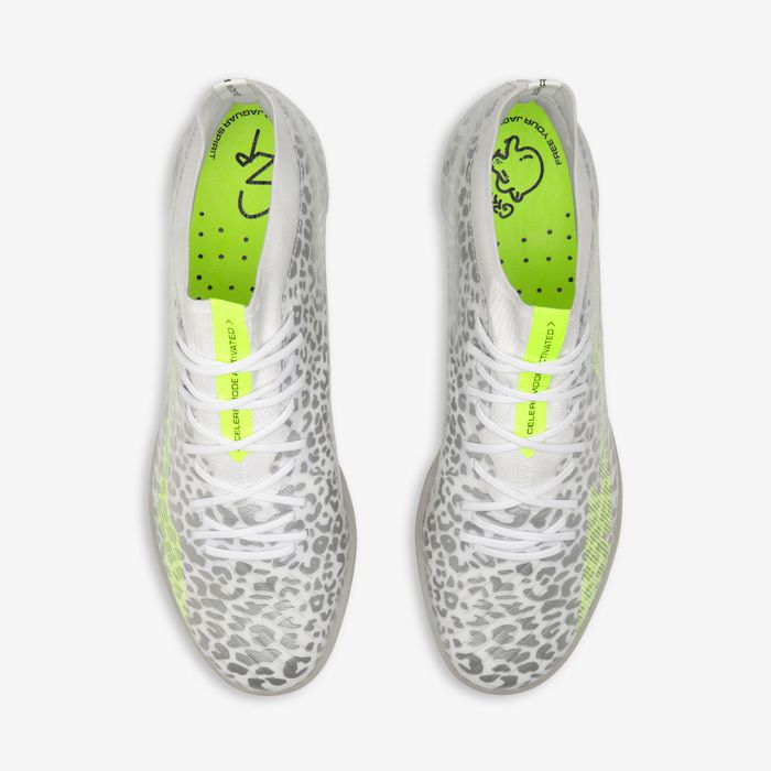 CHUTEIRAS DE FUTEBOL ADULTO PISO DURO CLR JAGUAR BOOST TURF TF