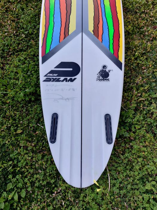 Prancha de surf Dylan Longbottom modelo Twin Pin 6'6'' 39,5L