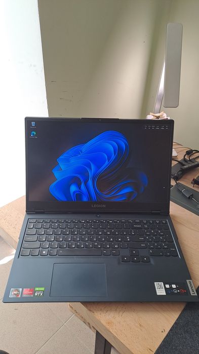 Lenovo legion 5 ryzen 7 5800H;  rtx 3060
