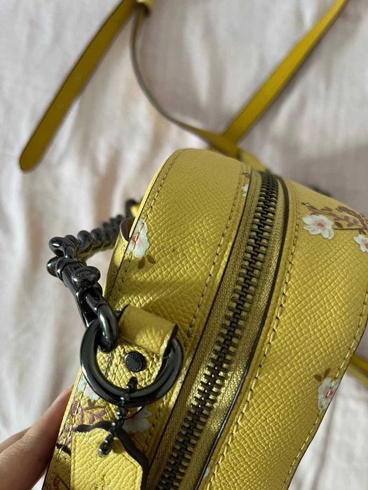 Mala Coach Camera Bag com flores e laços, amarela – original