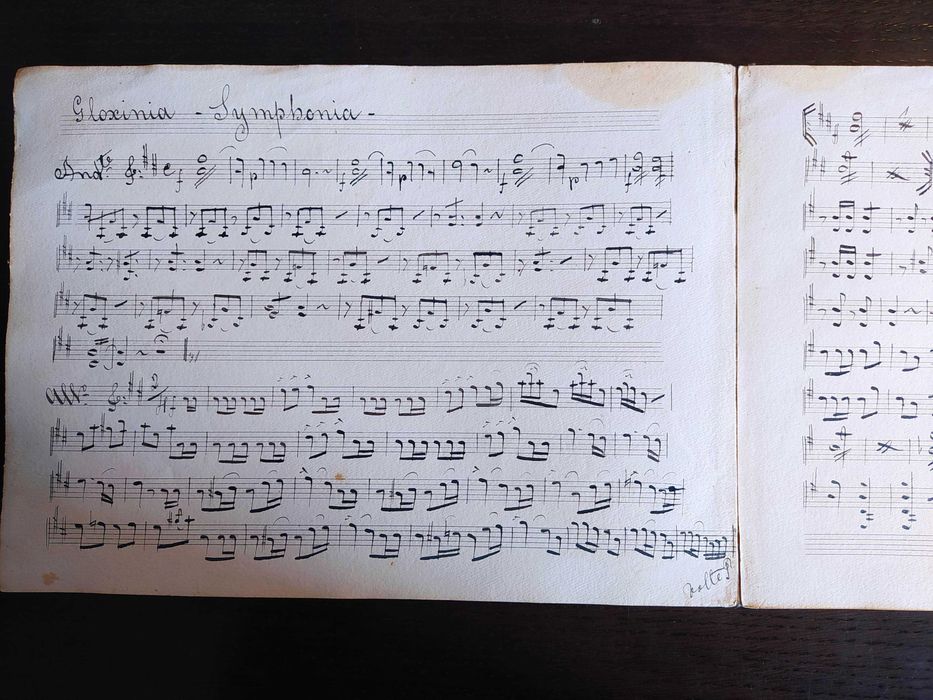 Partitura centenária manuscrita