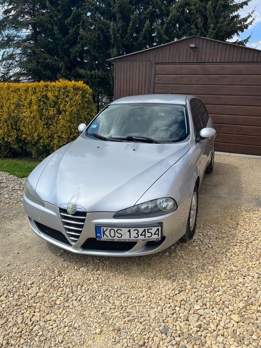 Alfa Romeo 147 Alfa Romeo 147 1.6 Twin Spark