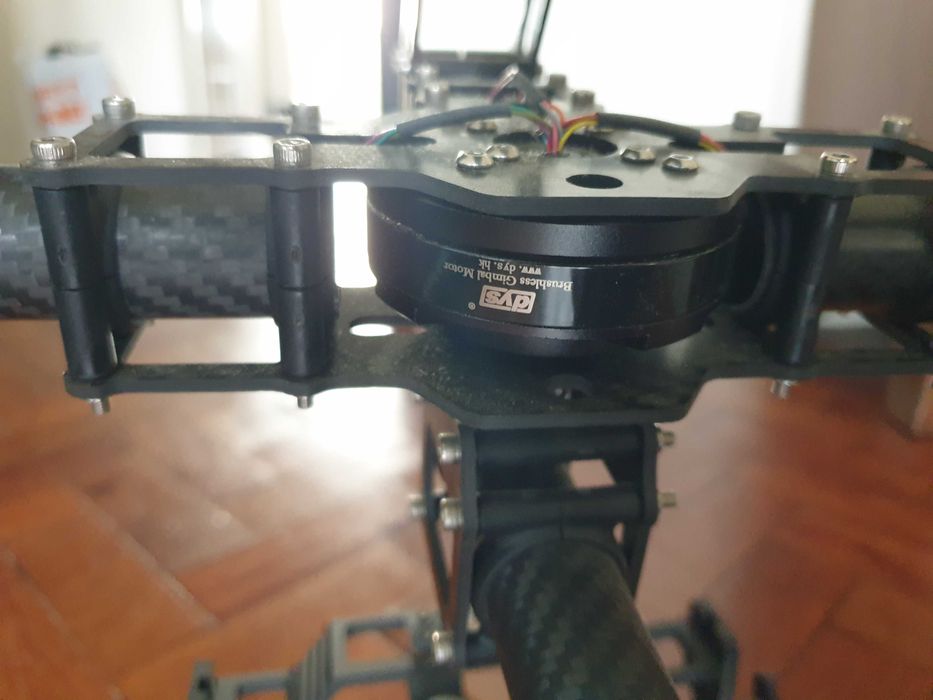 Camera Gimbal for Large Cameras (CHRISTMAS PRICE Valid Until 12/31 — €145)64298012346371122