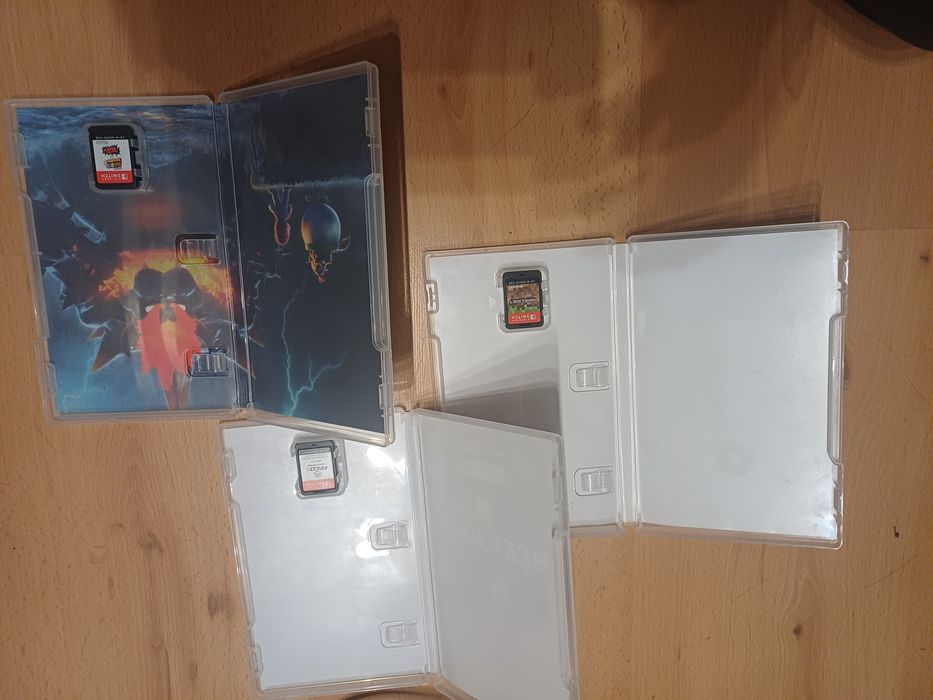 Konsola nintendo switch z pudełkiem + 3 gry