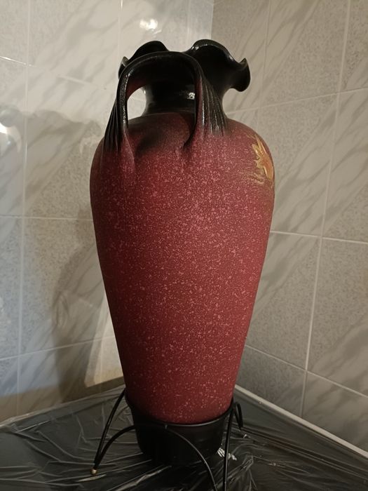 Decorative Clay Jar447367310759045121