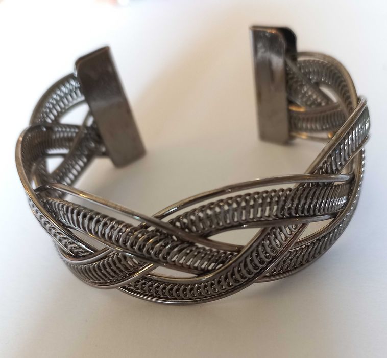 Pulseira em excelente estado