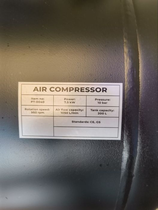 Компресор 200 л,7,5кВт,380В,10 атм,1050 л/хв 3 цил INTERTOOL PT-0040