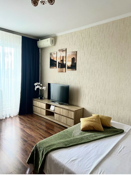 1к. кв. (Свет не откл.) посуточно  Жд вокз., 7 больн. , госп. Почтовая