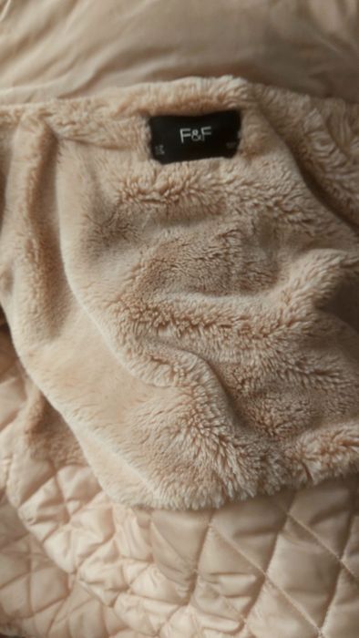 Жіночі зимова куртка (М)