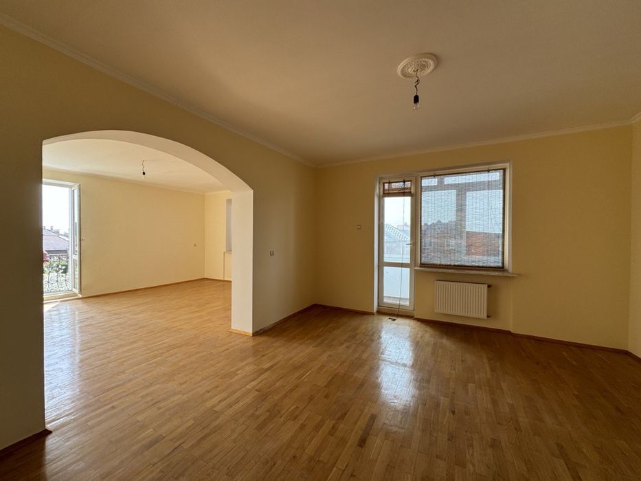 Продаж Будинку під Бізнес Ділянка 12сот с. Підгайці, Луцький район